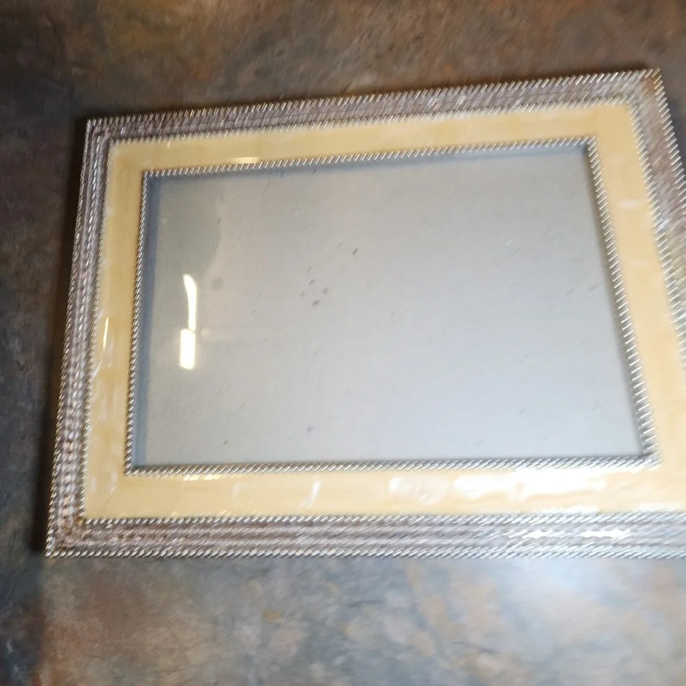 2003 Thompson Goldtone Enamel, Rhinestone Picture Frame w/ Silver Beading 5